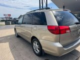 Used 2004 Toyota Sienna XLE image 3
