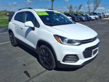 Used 2022 Chevrolet Trax LT w/ Premium Seat Package image 3