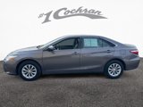 Used 2017 Toyota Camry LE image 4