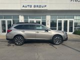 Used 2017 Subaru Outback 2.5i Limited image 2