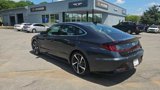 Used 2022 Hyundai Sonata SEL Plus image 4