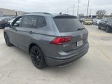 Used 2021 Volkswagen Tiguan SE R-Line image 3