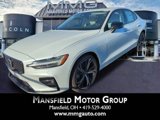 New 2024 Volvo S60 B5 Plus w/ Climate Package image 2