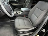 Certified 2023 GMC Acadia SLE w/ Driver Convenience Package image 2
