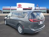 Used 2023 Chrysler Pacifica Touring-L image 3