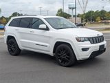 Used 2019 Jeep Grand Cherokee Altitude image 2