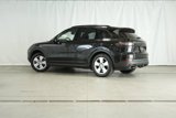 Certified 2023 Porsche Cayenne image 3