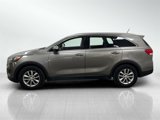Used 2018 Kia Sorento LX image 3
