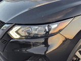 Used 2020 Nissan Rogue Sport SV image 2