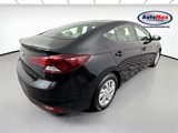 Used 2020 Hyundai Elantra SE image 2