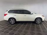 Used 2019 Nissan Pathfinder SV image 4