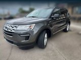 Used 2018 Ford Explorer XLT image 3