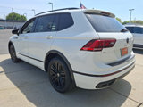 Used 2022 Volkswagen Tiguan SE R-Line image 4