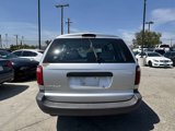 Used 2002 Chrysler Voyager eC image 4