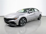 New 2025 Hyundai Elantra SEL image 3