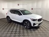 New 2025 Volvo XC40 B5 Ultra w/ Climate Package image 3