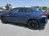 Used 2022 Volkswagen Atlas Cross Sport SE w/ Panoramic Sunroof Package image 4
