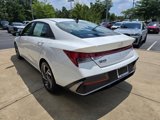 Certified 2024 Hyundai Elantra SEL w/ Convenience Package image 5
