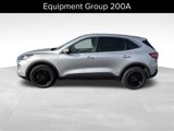 Used 2020 Ford Escape SE image 3