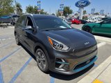 Used 2022 Kia Niro EX image 4