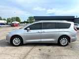 Used 2018 Chrysler Pacifica Touring-L image 5