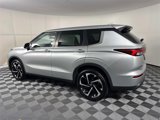 Used 2022 Mitsubishi Outlander ES image 5