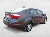 Used 2017 Ford Fiesta SE image 4