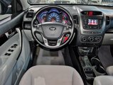 Used 2015 Kia Sorento LX image 2