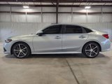 Used 2022 Honda Civic Touring image 2