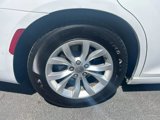 Used 2016 Chrysler 300 Limited image 4