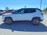 Used 2023 Jeep Compass Limited image 4