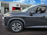 Used 2023 Nissan Rogue SV image 2