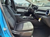 Used 2025 Chevrolet Trax LT w/ Driver Confidence Package image 6