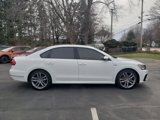 Used 2018 Volkswagen Passat 2.0T R-Line image 2