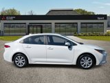 Used 2022 Toyota Corolla LE image 2