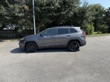 Used 2018 Jeep Cherokee Latitude w/ Altitude Package image 2