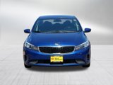 Used 2017 Kia Forte S image 2