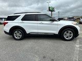 Used 2020 Ford Explorer XLT image 2