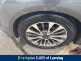 Used 2018 Ford C-MAX Titanium image 2