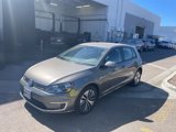 Used 2016 Volkswagen e-Golf SE w/ DC Fast Charging Package image 4