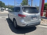 Used 2015 Nissan Pathfinder SL image 5