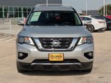 Used 2020 Nissan Pathfinder SL image 2