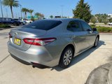 Used 2018 Toyota Camry LE image 3