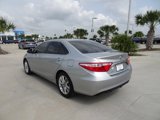 Used 2017 Toyota Camry SE image 3