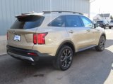 Used 2021 Kia Sorento SX Prestige image 3