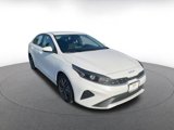Used 2024 Kia Forte LXS image 3