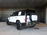 Used 2022 Land Rover Defender 110 X-Dynamic HSE image 3