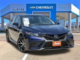 Used 2022 Toyota Camry SE image 1