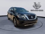 Used 2017 Nissan Pathfinder S image 3