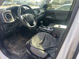 Used 2017 Toyota Tacoma 2WD Double Cab image 3